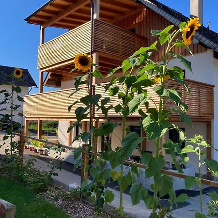 Biohof Auinger, Der Tiererlebnishof Apartment Aurach am Hongar Luaran gambar