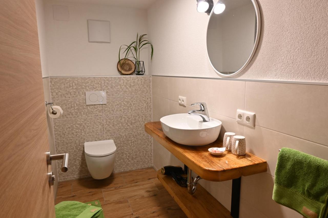 Biohof Auinger, Der Tiererlebnishof Apartment Aurach am Hongar Luaran gambar