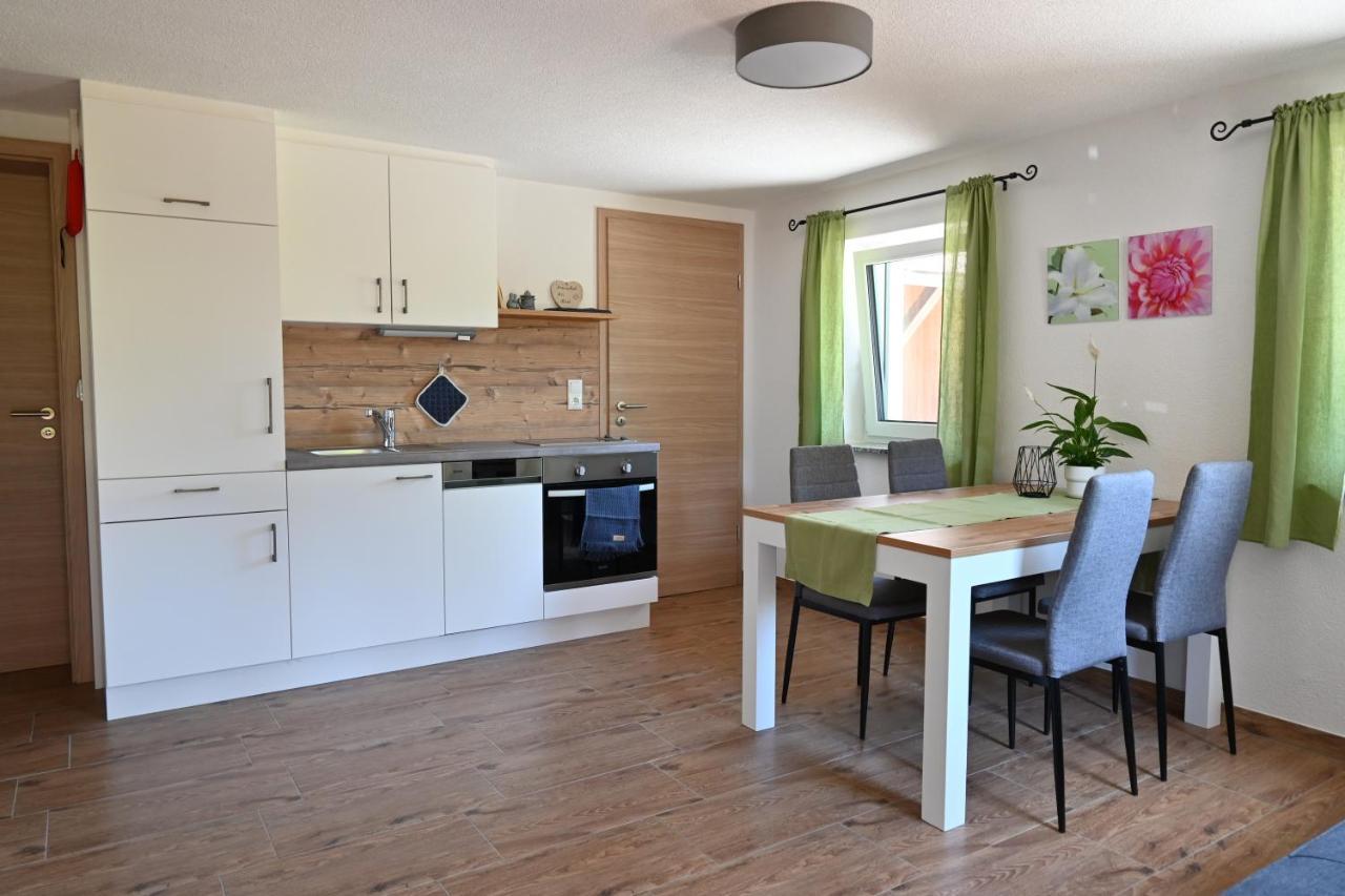 Biohof Auinger, Der Tiererlebnishof Apartment Aurach am Hongar Luaran gambar